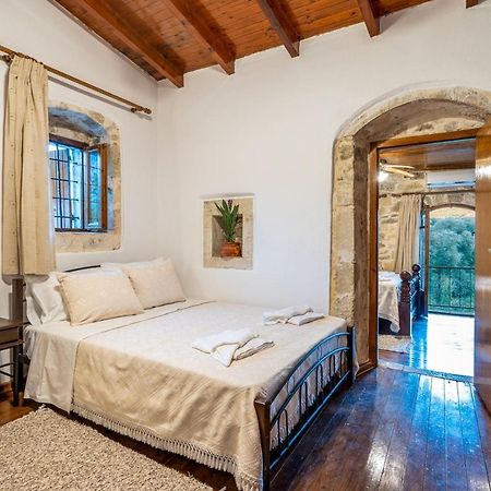 Villa Tzaniana Apomarma Ngoại thất bức ảnh