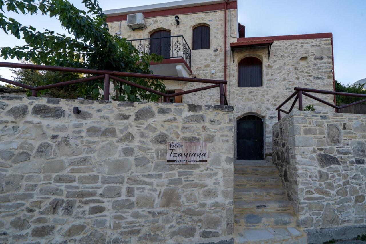 Villa Tzaniana Apomarma Ngoại thất bức ảnh