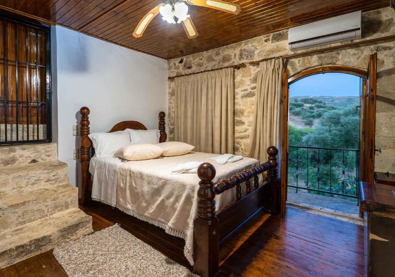 Villa Tzaniana Apomarma Ngoại thất bức ảnh