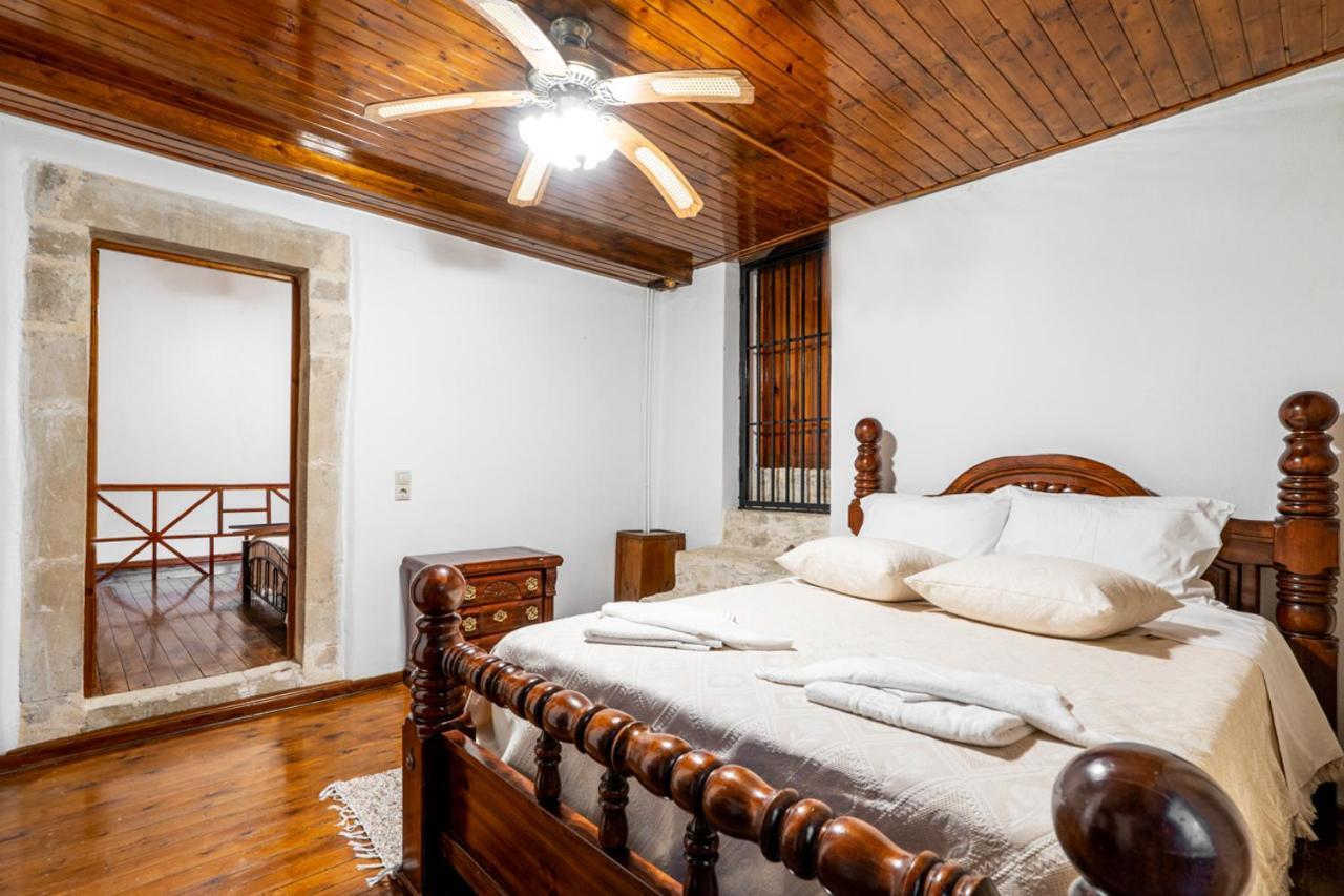 Villa Tzaniana Apomarma Ngoại thất bức ảnh